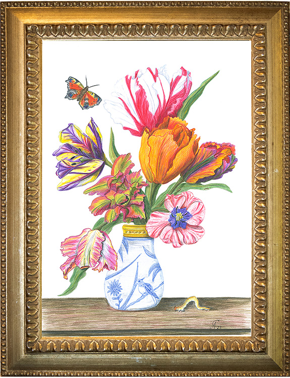 Blumenstillleben, ausgeführt mit Aquarellstiften. Acht Tulpen in einer chinesischen Vase, begleitet von einem Schmetterling und einer Raupe. Fine Art Print in einem Goldrahmen. Kunstdrucke in Museumsqualität